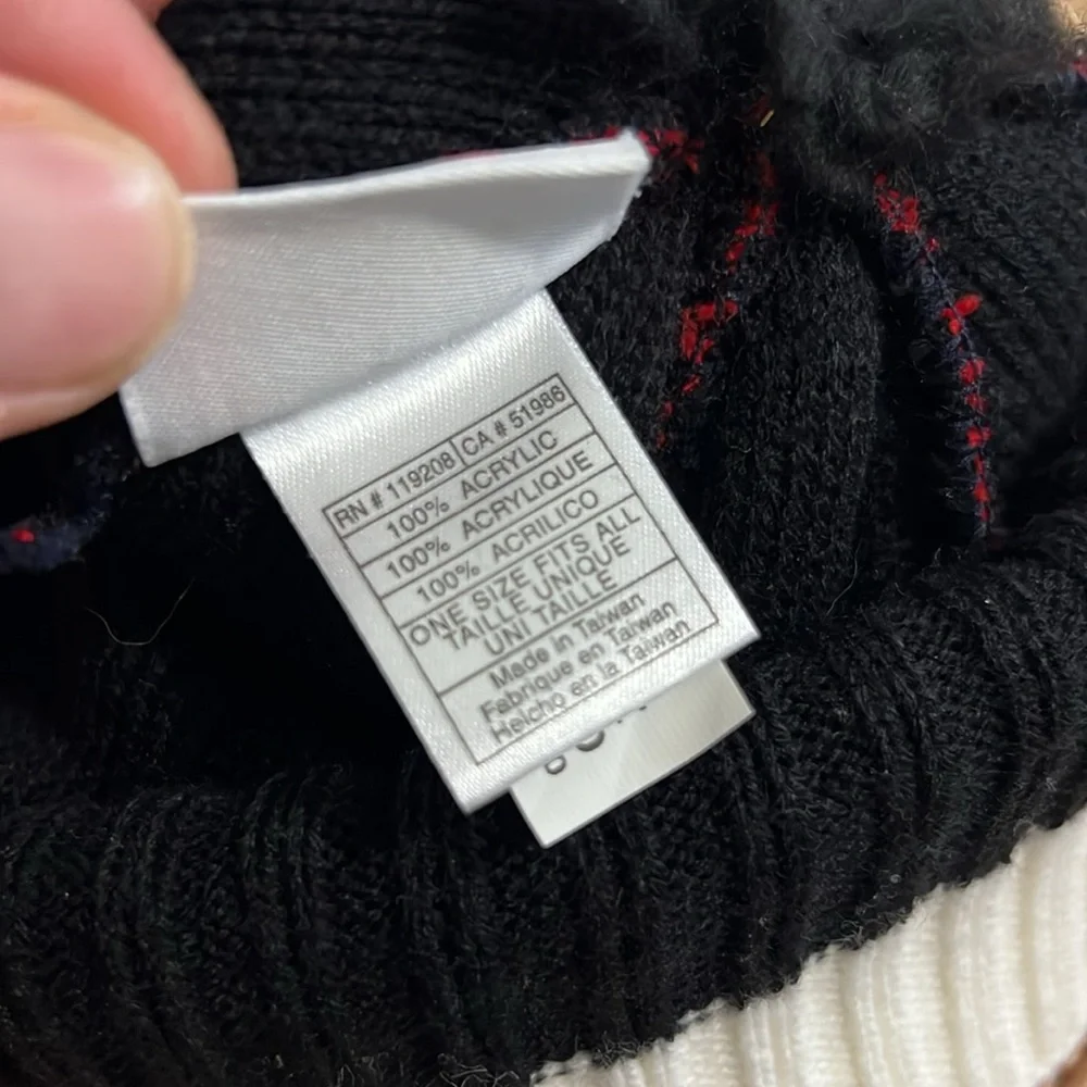 NBA Atlanta Hawks Adidas Cuffed Knit With Pom Beanie Toboggan Black Red - Picture 6 of 6